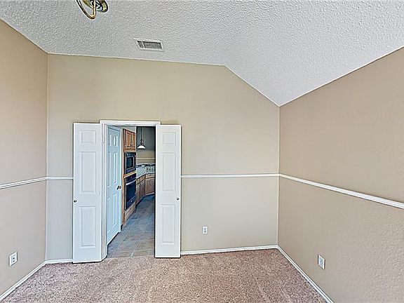 3rd image of 2300 Austin Dr