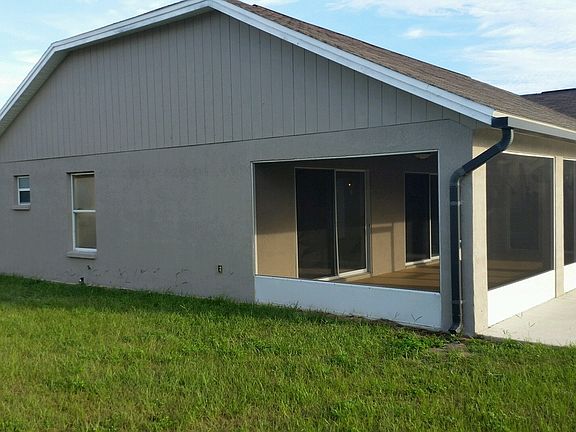 2nd image of 609 Sierra Cir