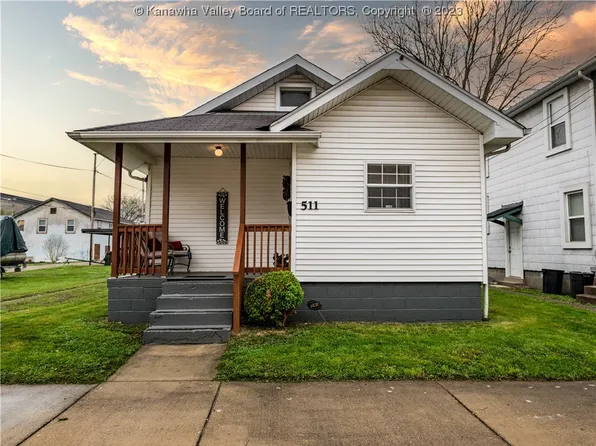 511 East St, South Charleston, WV 25303