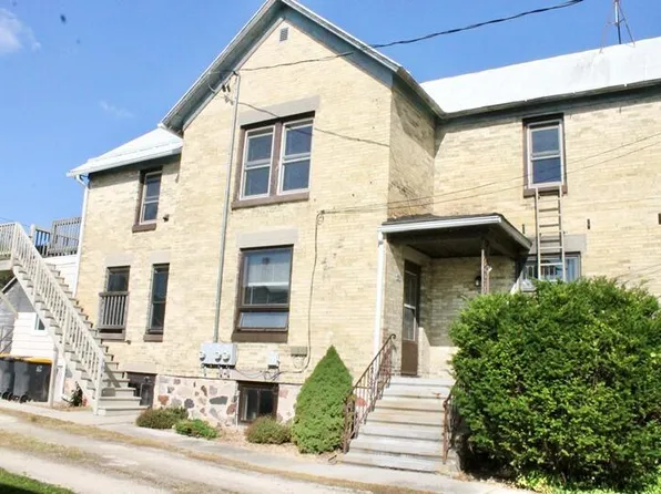 103 East Railroad AVENUE, Saint Cloud, WI 53079