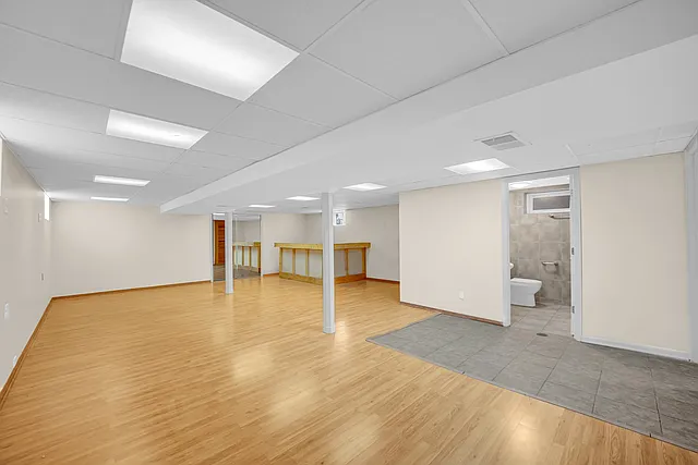7520 W Carmen Ave — Photo 17