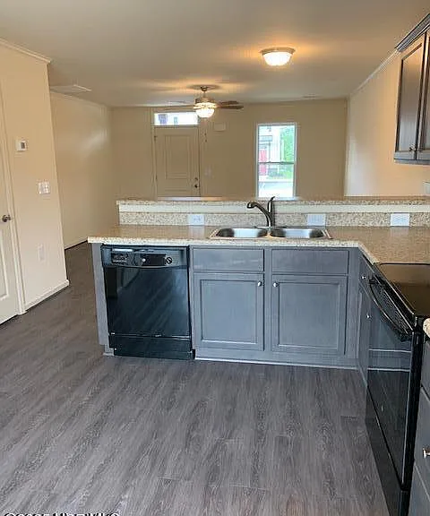 428 Sullivan Loop Rd — Photo 7
