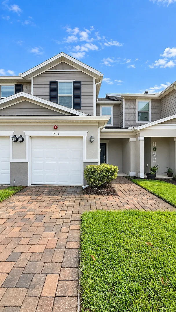 Three Bedroom Townhome for Rent in Sanford! — Photo 1