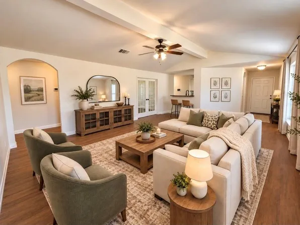 12221 Seacrest Ln, La Marque, TX 77568