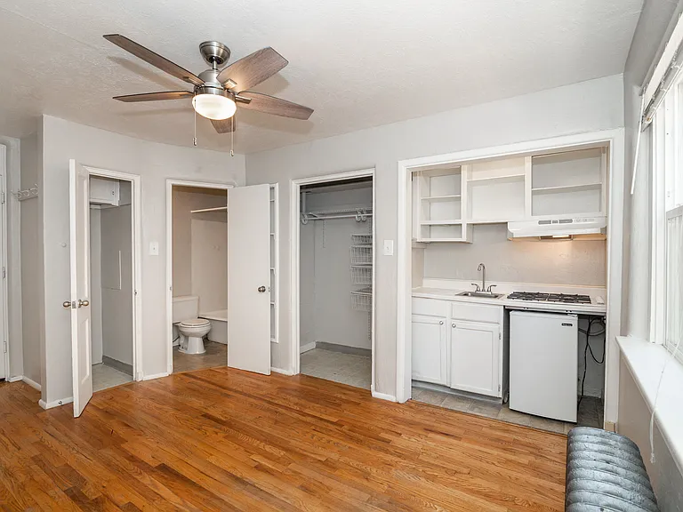 Palisade Apartments — Photo 56