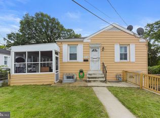 1204 Chapel Oaks Dr, Capitol Heights, MD