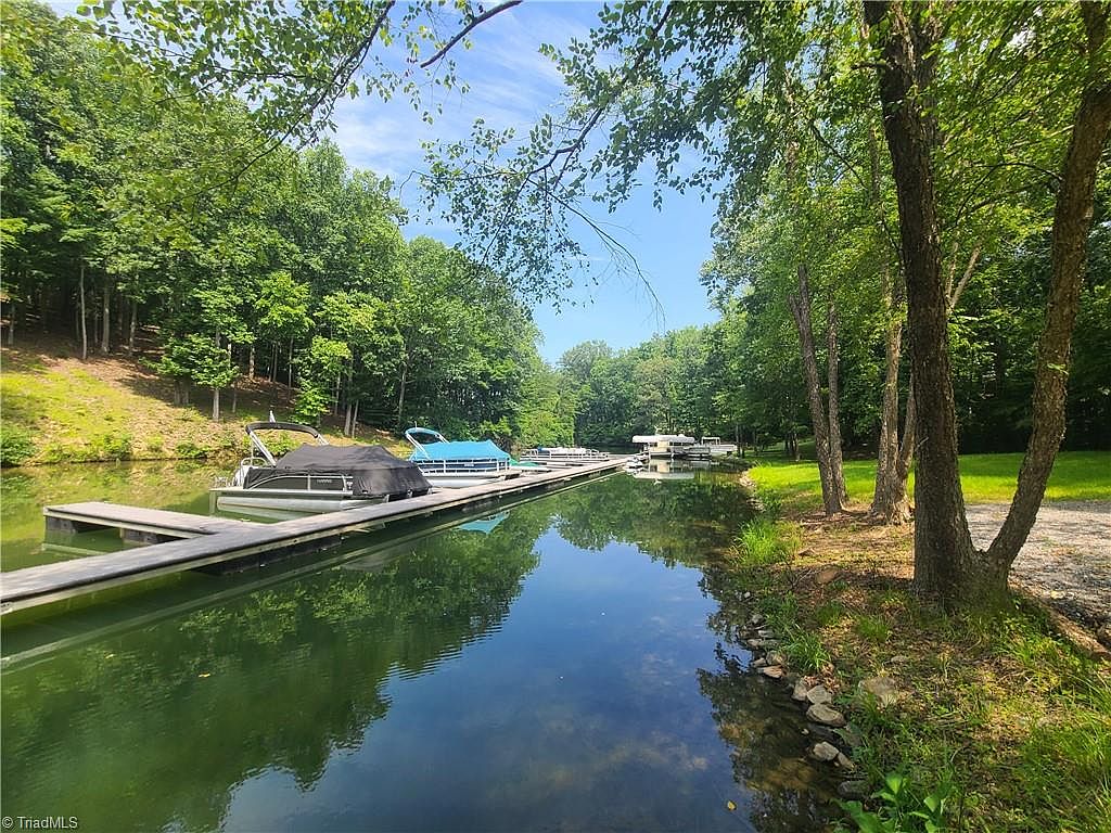 450 Crossing Creek Dr 4A, Belews Creek, NC 27009 MLS 1111692 Zillow