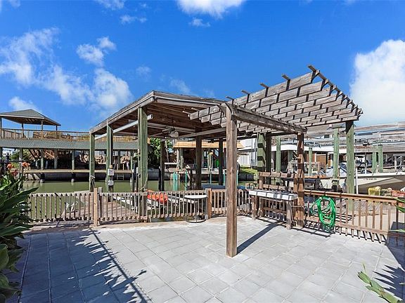 2nd image of 45 Harbor Cir