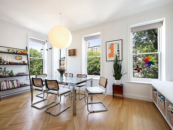 3rd image of 230 Washington Ave APT 2
