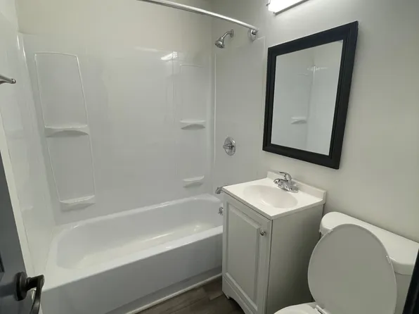 National Road Apartments