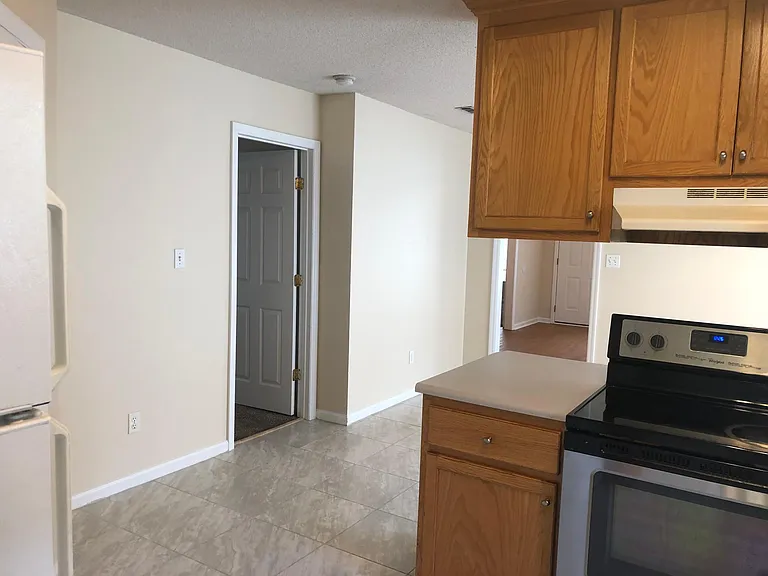1635 Fresno St #1632 — Photo 10