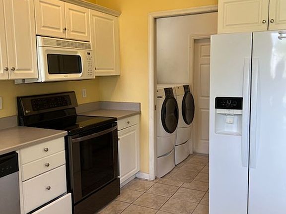 4th image of 2021 E Jefferson St