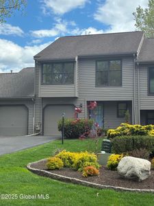 523 Townwood Drive, Albany, NY, 12203