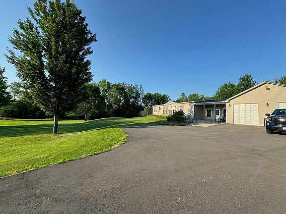 3rd image of 621 W Etna Road