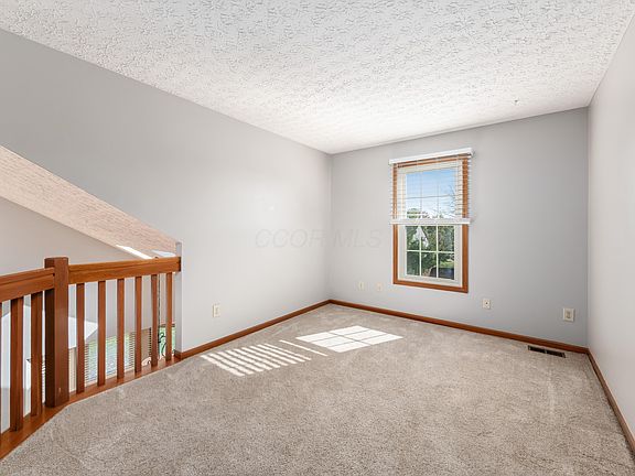 4th image of 1113 Tarragon Dr