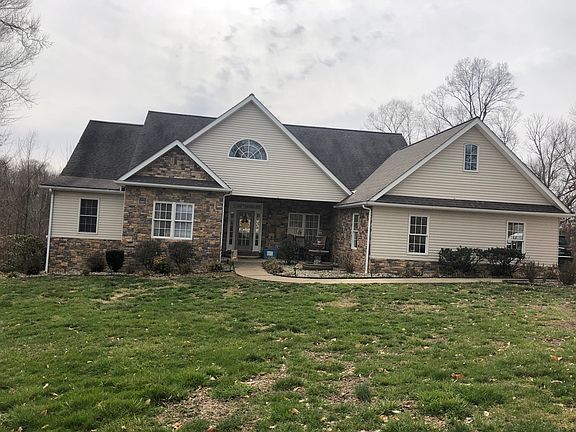 3rd image of 601 Brentwood Est