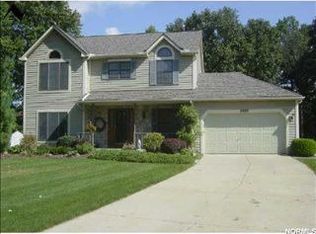 7277 Pine Woods Way, Olmsted Township, OH 44138