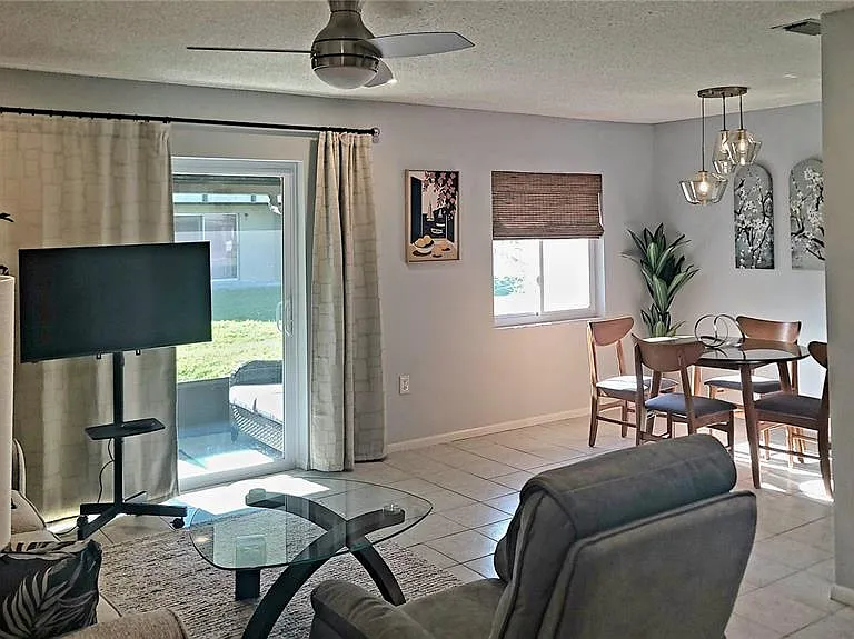 4215 E Bay Dr #1508B — Photo 8