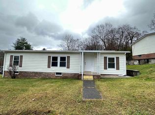 110 Eric St, Morgantown, WV 26501