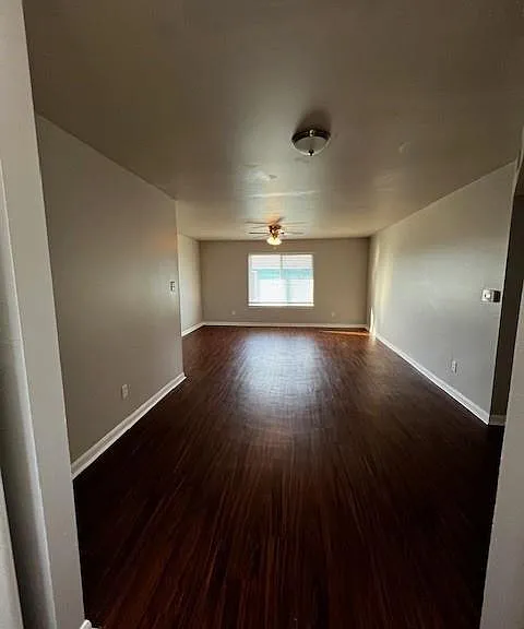 1172 Webberville Rd — Photo 10