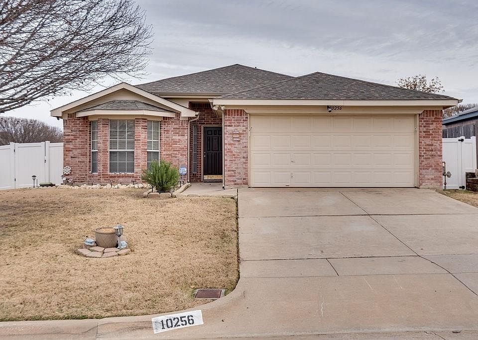 1st image of 10256 Cypress Hills Dr