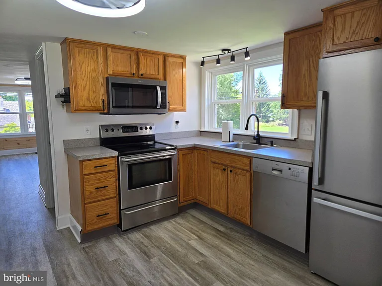 2454 E Swamp Rd #1 — Photo 9