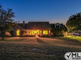 6831 Singleton Rd, Midlothian, TX 76065