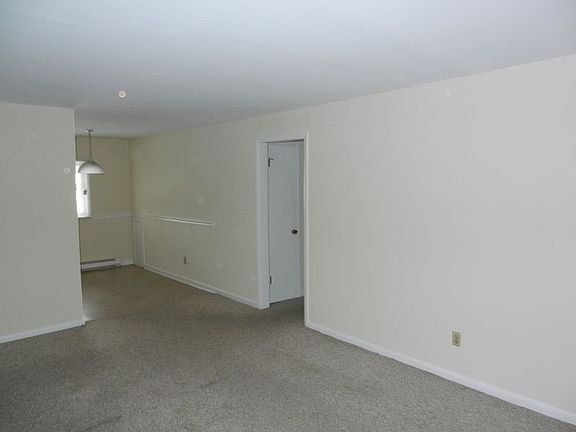 3rd image of 340 Chinquapin Trl APT 1