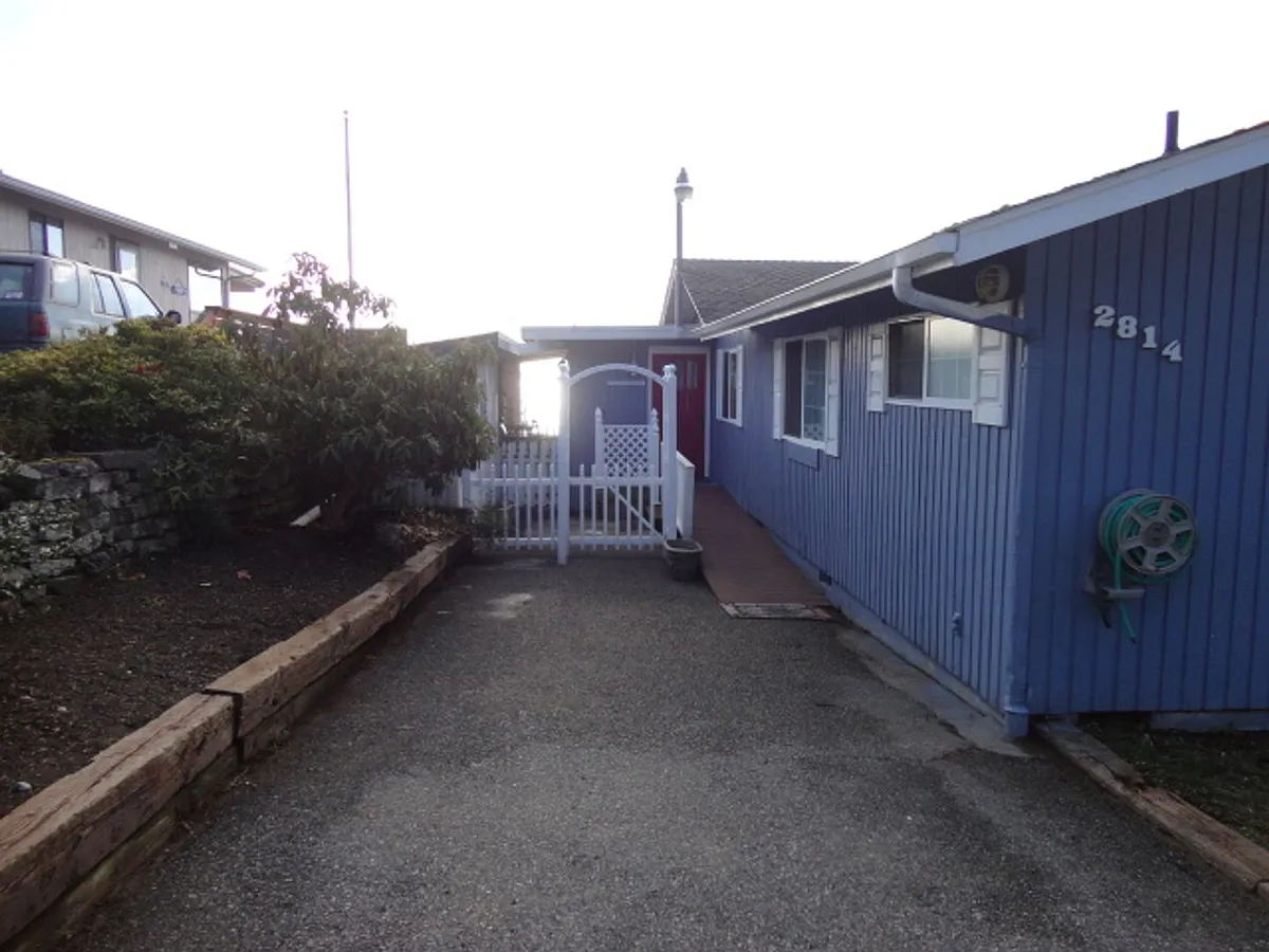 Building Photo - 2814 Mission Beach Heights Rd