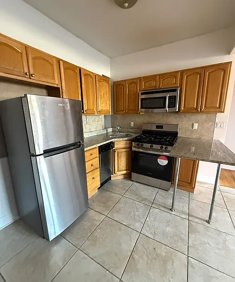 656 Saint Nicholas Ave #45 — Photo 17