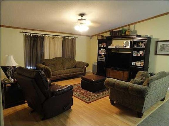 2nd image of 125 Carolyn Dr