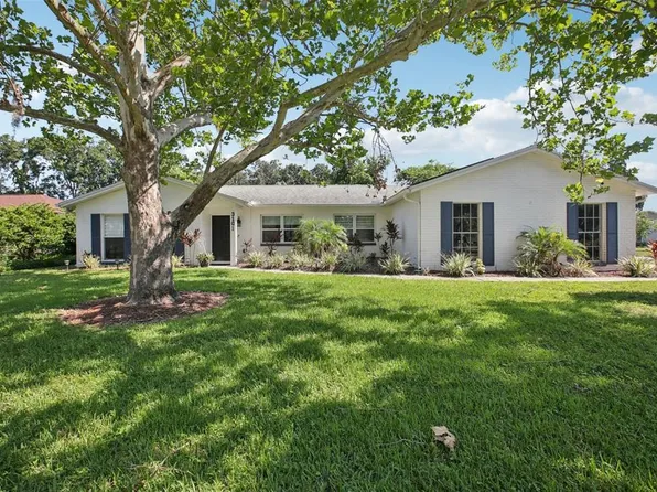 3101 Riggs Ln, Tampa, FL 33618