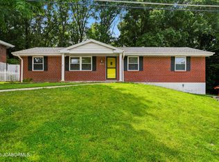 2513 Twin Hills Rd, Jefferson City, MO 65109