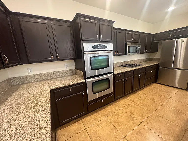 3545 Tertulia Ave — Photo 13