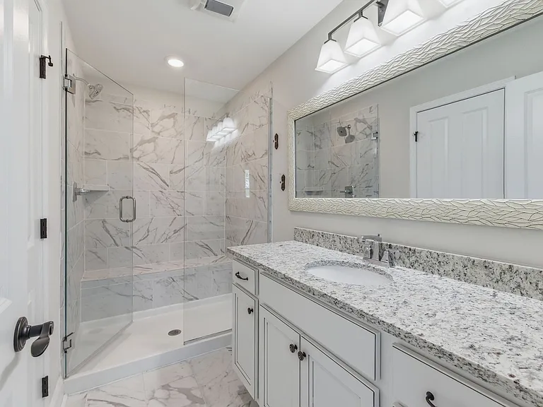 1021 Milson Ln — Photo 16
