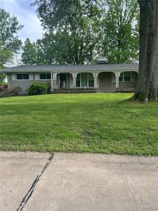 1548 Bayonne Dr, Saint Louis, MO, 63138