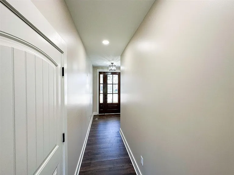1184 County House Ln — Photo 15