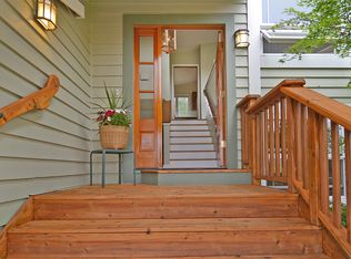 11320 Southwind Ct NE, Bainbridge Island, WA 98110
