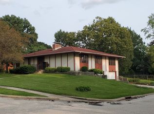 1101 Valentine Dr, Normal, IL 61761