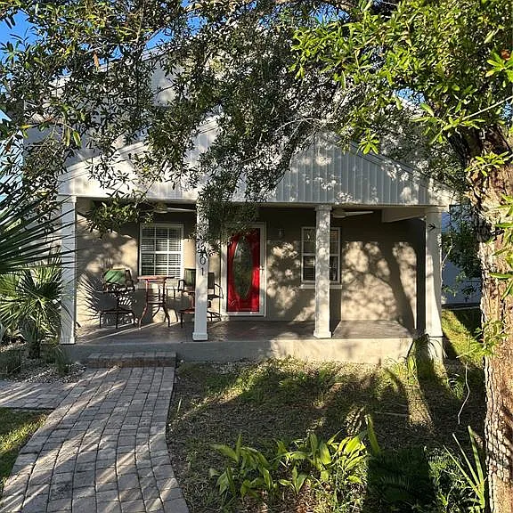 1201 S Flagler Ave — Photo 1