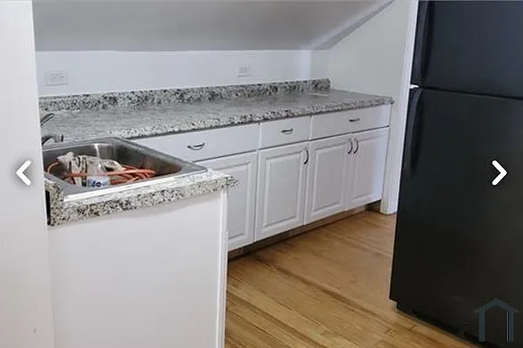1 bed, 900 sqft, $1,450 — Photo 3