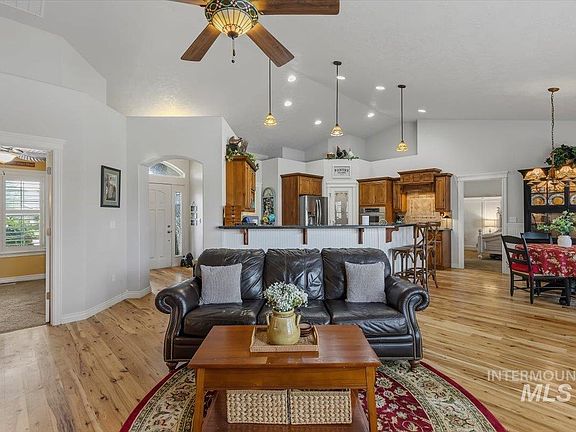 3rd image of 9774 W Blackpool Ct