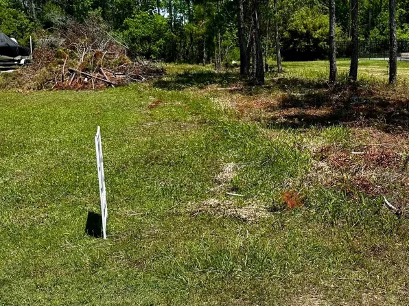 512 Sandy Hook Dr #5, Pass Christian, MS 39571