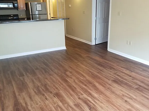 1517 Laurel Ave APT 107, Knoxville, TN 37916