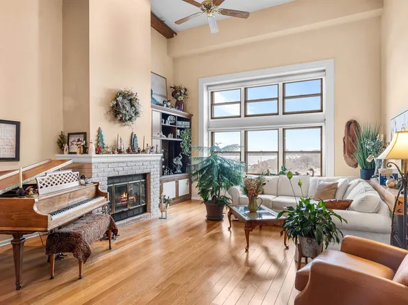 1545 Arboretum Drive #431, Oshkosh, WI 54901