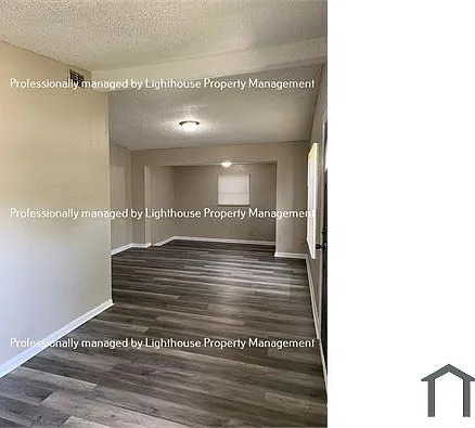 9036 Castle Blvd — Photo 2