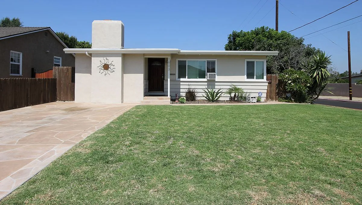 3 bed, 2.0 bath, 1245 sqft, $4,500 — Photo 1