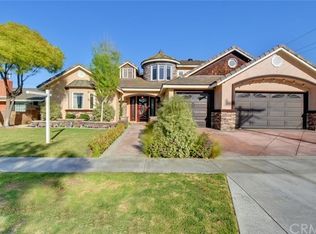 11562 Foster Rd, Los Alamitos, CA 90720