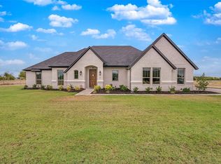 1907 Bledsoe Rd, Gunter, TX 75058