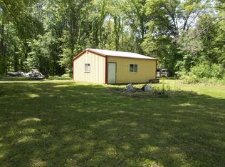 8437 Woodbine Rd, Christopher, IL 62822